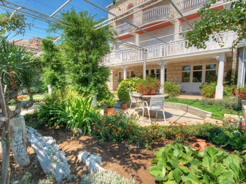 Apartments & Rooms Cakelic 米利尼 外观 照片